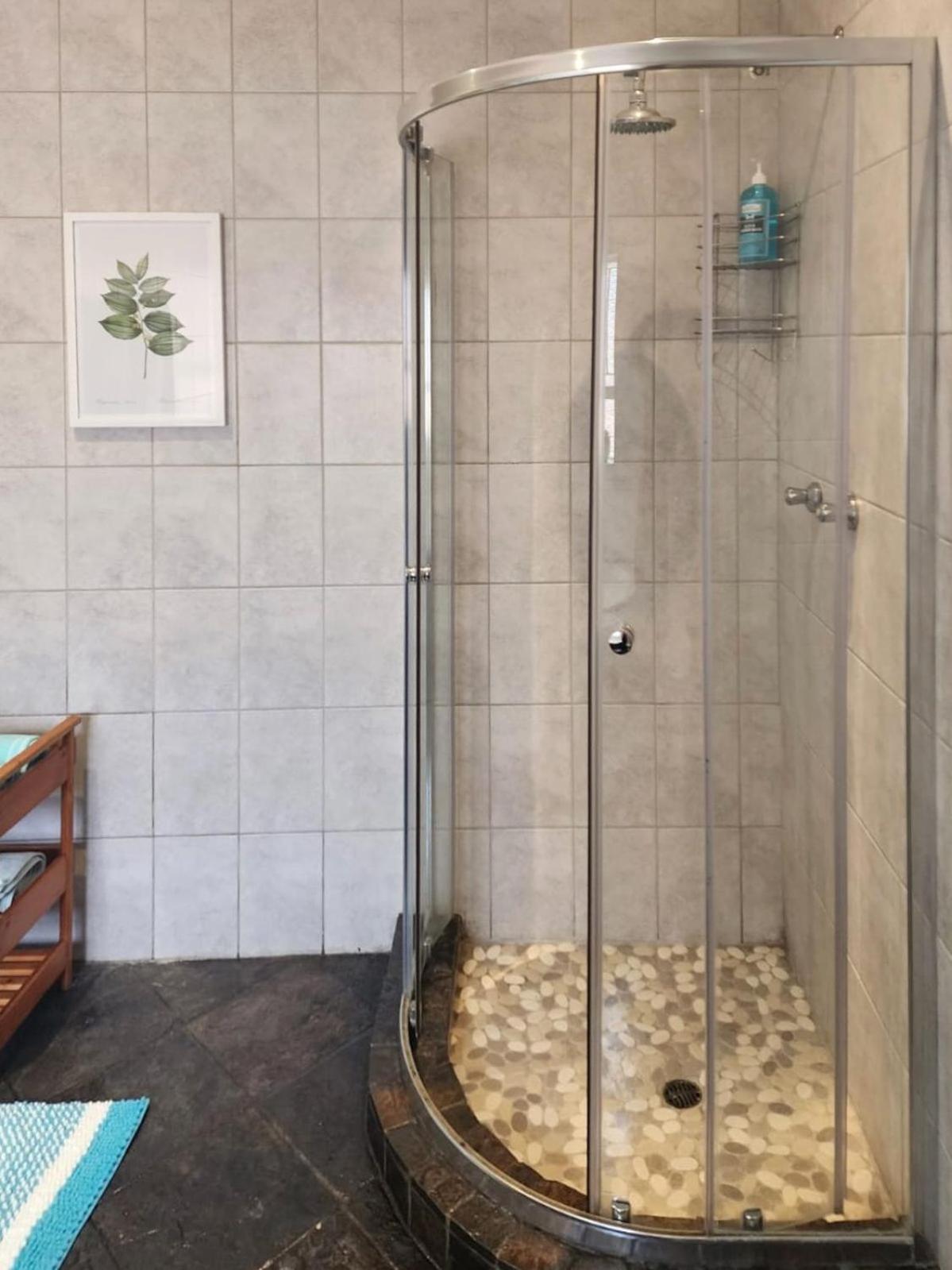 Spies Villa - Fast Wi-Fi, Netflix And Generator Middelburg  Esterno foto